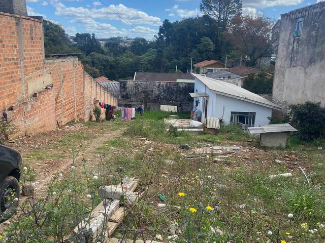 CASA C/ AMPLO TERRENO! ACEITA PERMUTA COLOMBO/REGIÃO E LITORAL