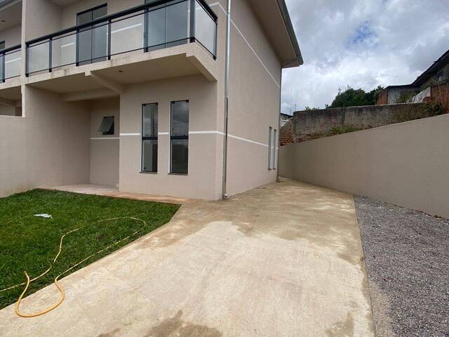 #972 - Casa para Venda em Colombo - PR - 2