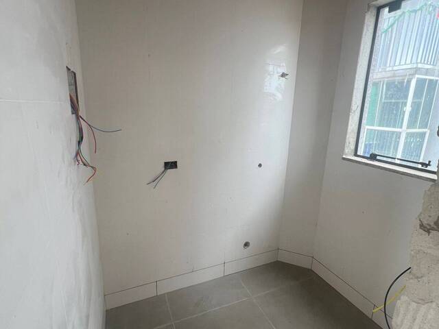 Apartamento para Venda em Colombo - 4