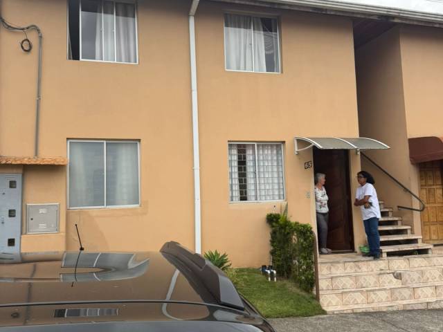 #1261 - Apartamento para Venda em Curitiba - PR - 2