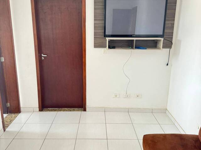 #1263 - Apartamento para Venda em Colombo - PR - 3