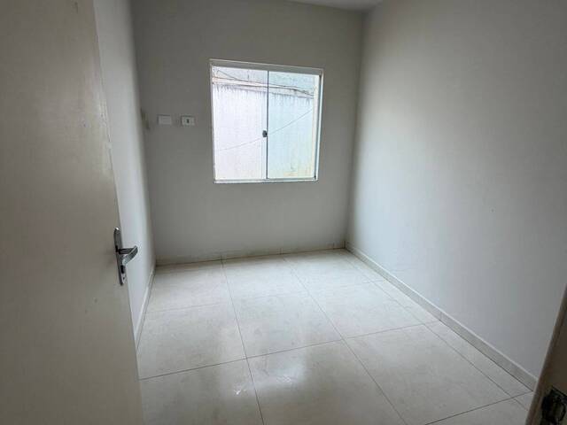 Casa para Locação em Colombo - 4