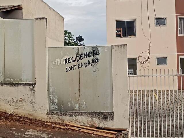 Apartamento para Locação em Colombo - 2