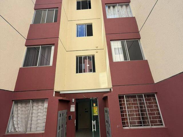 #1293 - Apartamento para Venda em Curitiba - PR - 3