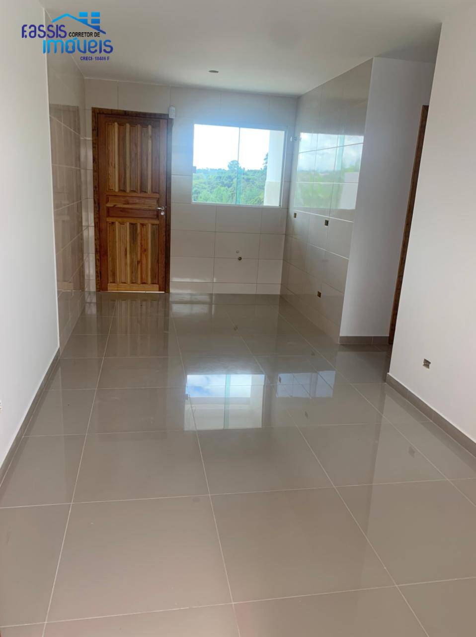 Casa à venda com 3 quartos, 62m² - Foto 9