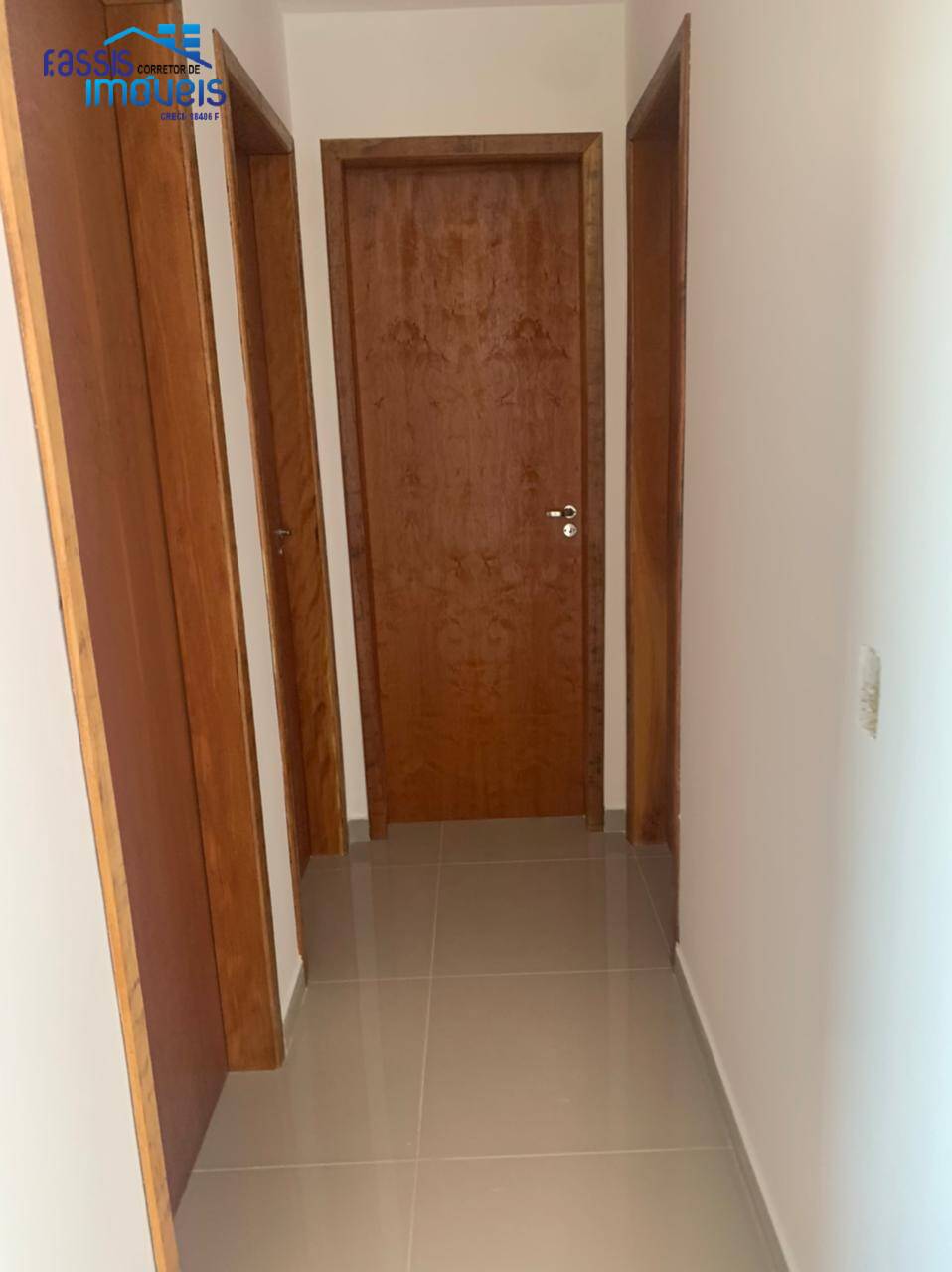 Casa à venda com 3 quartos, 62m² - Foto 10