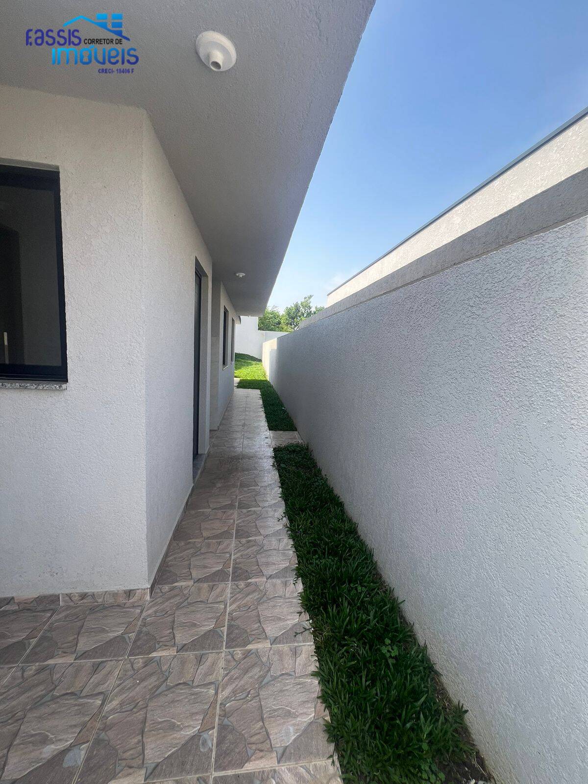 Casa à venda com 3 quartos, 55m² - Foto 12