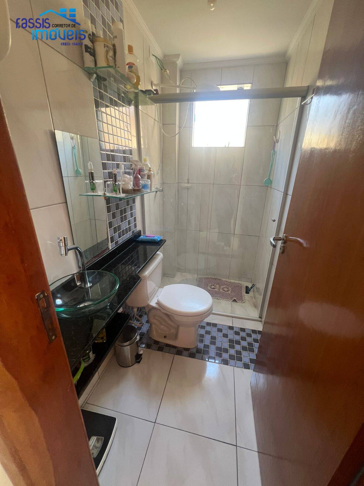 Apartamento à venda com 2 quartos, 64m² - Foto 9