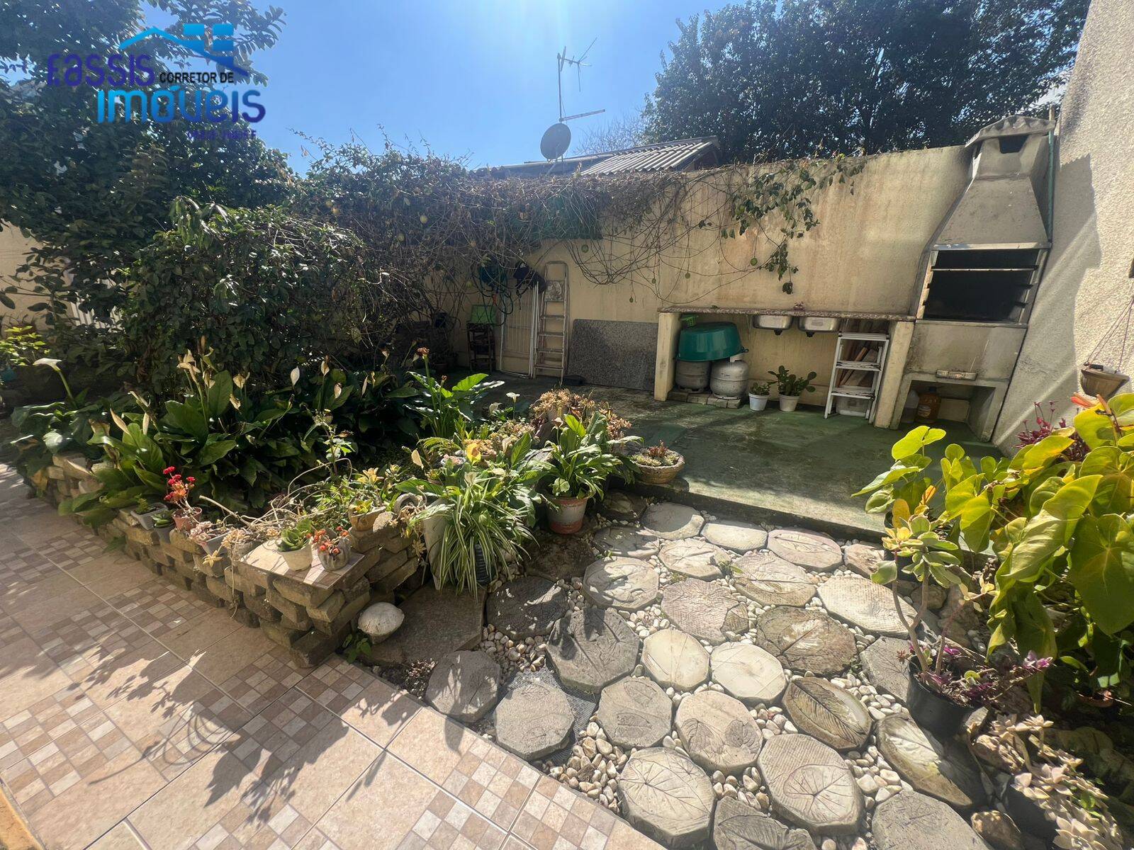 Apartamento à venda com 2 quartos, 64m² - Foto 23
