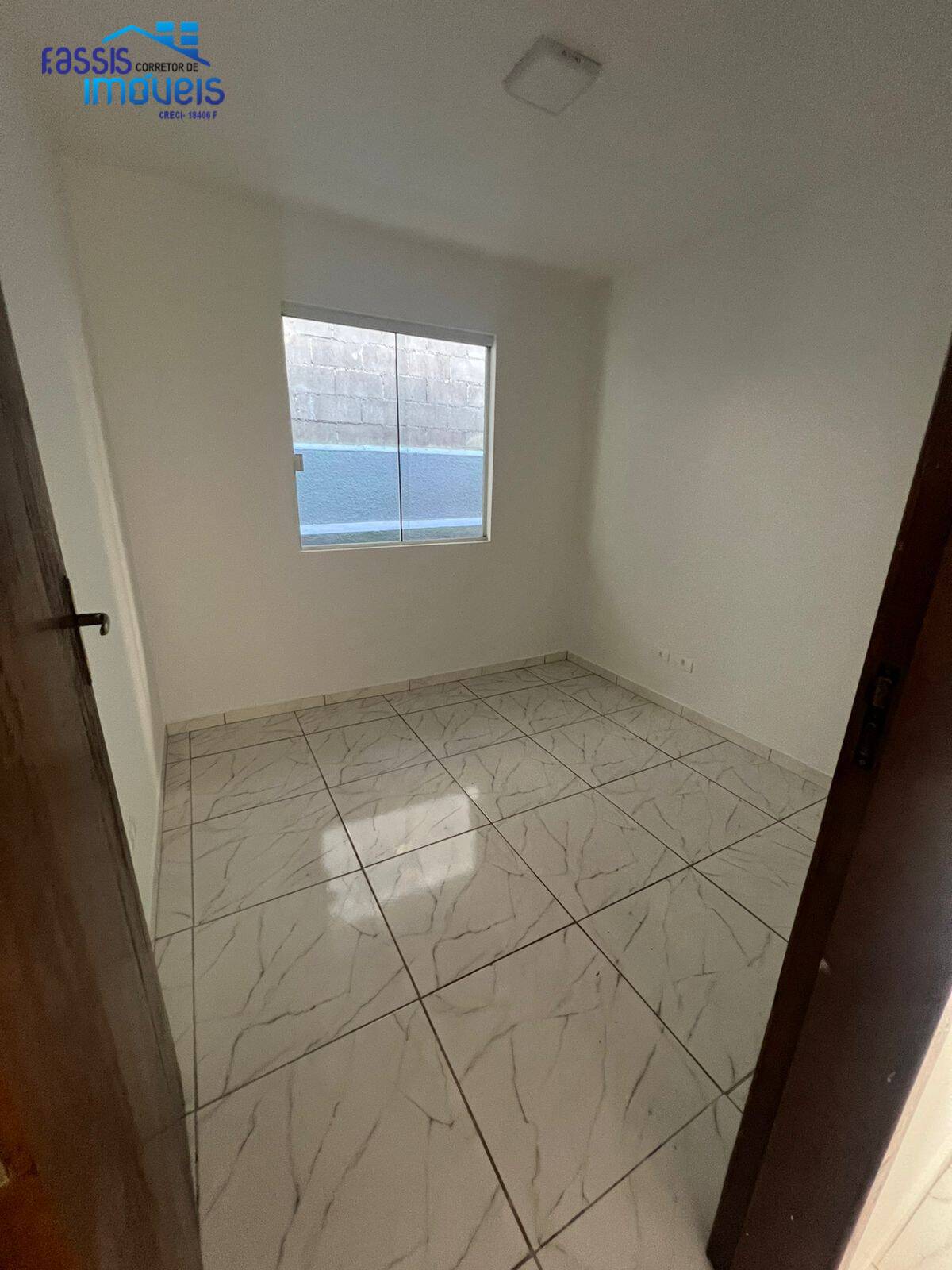 Casa, 3 quartos, 54 m² - Foto 3