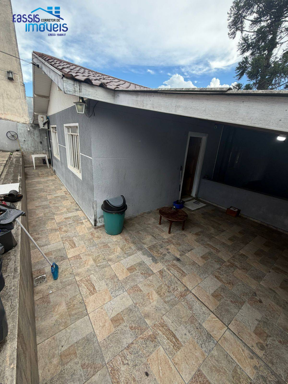 Casa, 4 quartos, 270 m² - Foto 1
