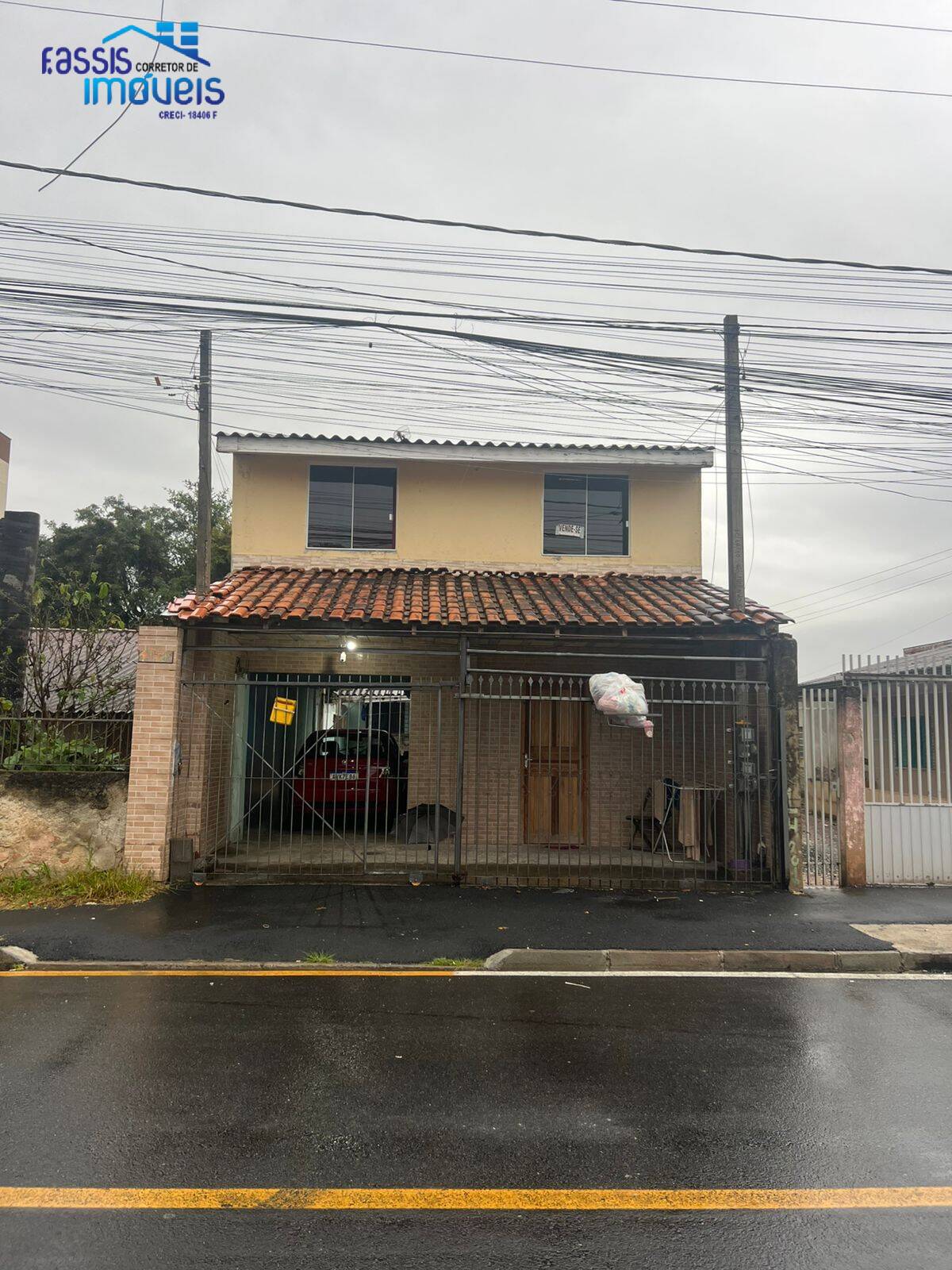 Casa, 6 quartos, 135 m² - Foto 1